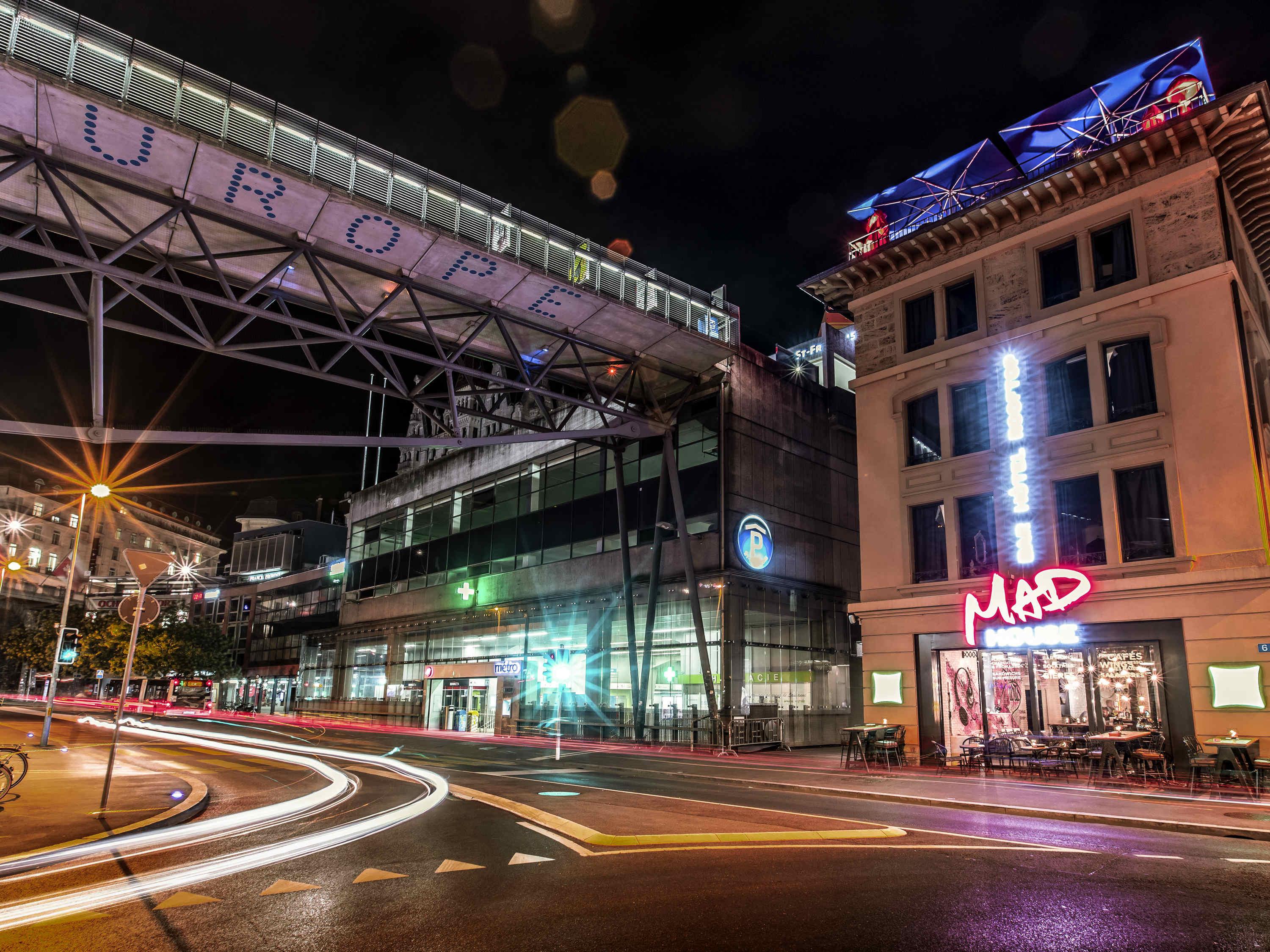 Ibis Styles Lausanne Center Madhouse Hotell Exteriör bild